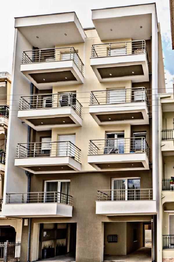 Apartment 8 Blocks *